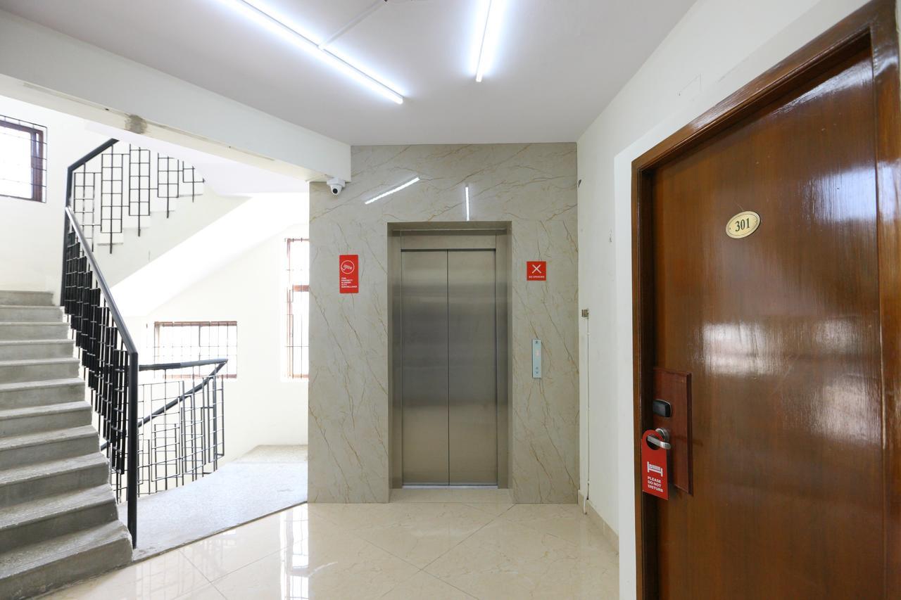Oyo 11433 Kishore Inn Chennai Exterior foto