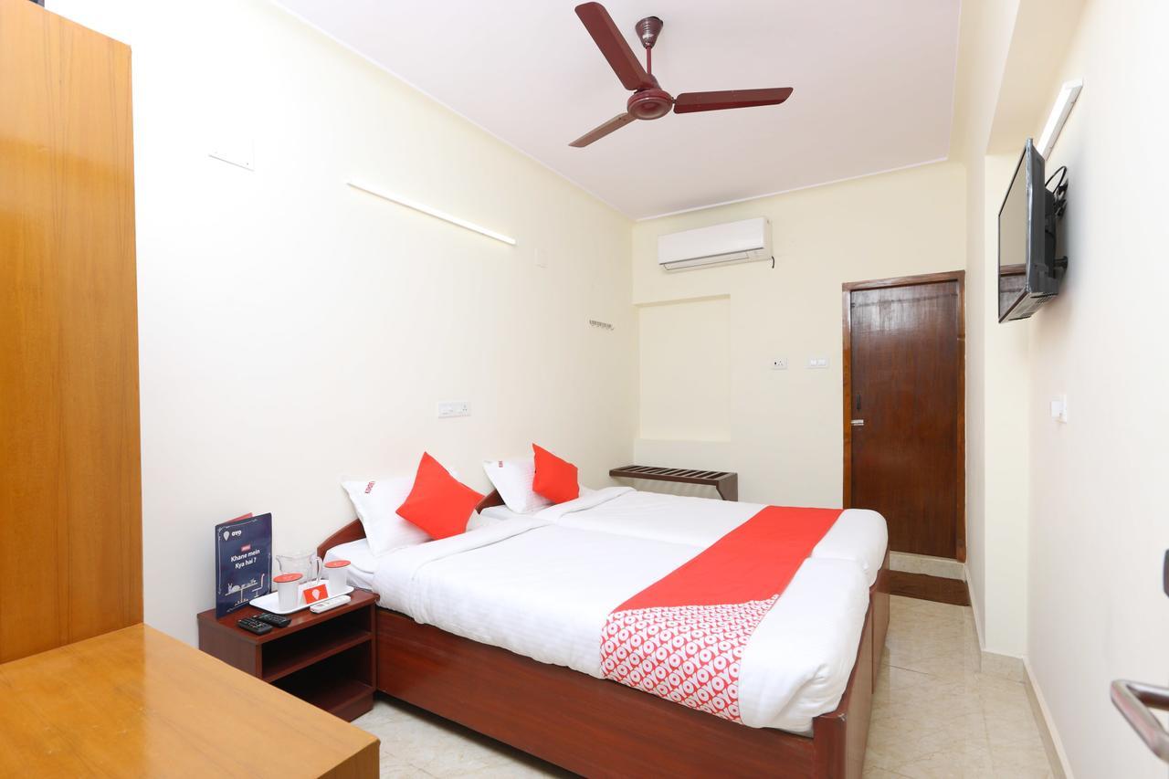 Oyo 11433 Kishore Inn Chennai Exterior foto